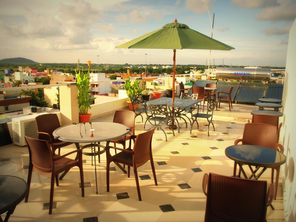 Singapperumalkovil Hotel Highnest מראה חיצוני תמונה