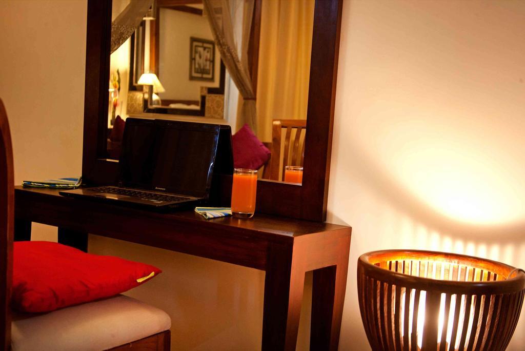 Singapperumalkovil Hotel Highnest חדר תמונה