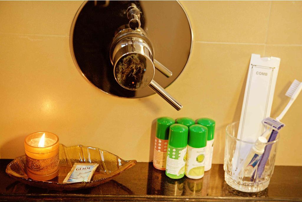 Singapperumalkovil Hotel Highnest חדר תמונה