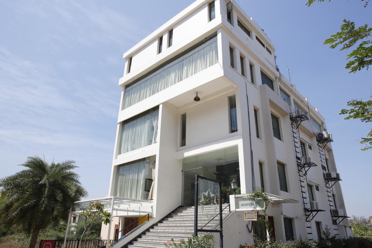 Singapperumalkovil Hotel Highnest מראה חיצוני תמונה